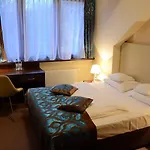Hotel Agat 2*