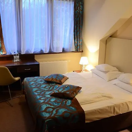 Hotel Agat 2*