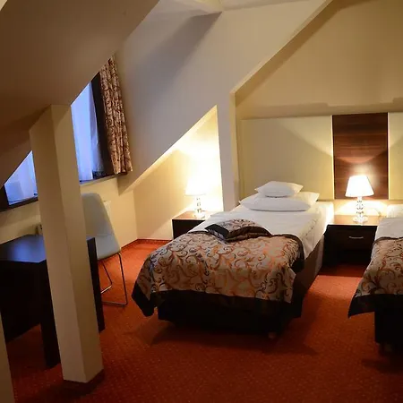 Hotel Agat 2*