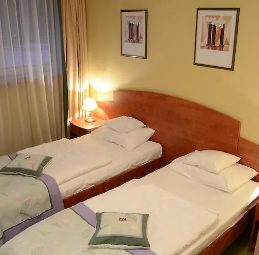 Отель Agat Лодзь